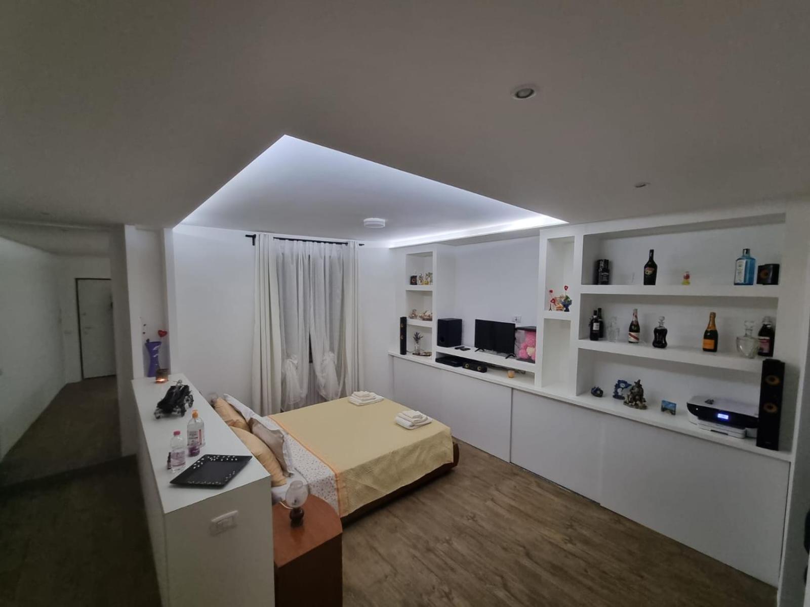 Home Anisia Paderno d'Adda Exterior photo