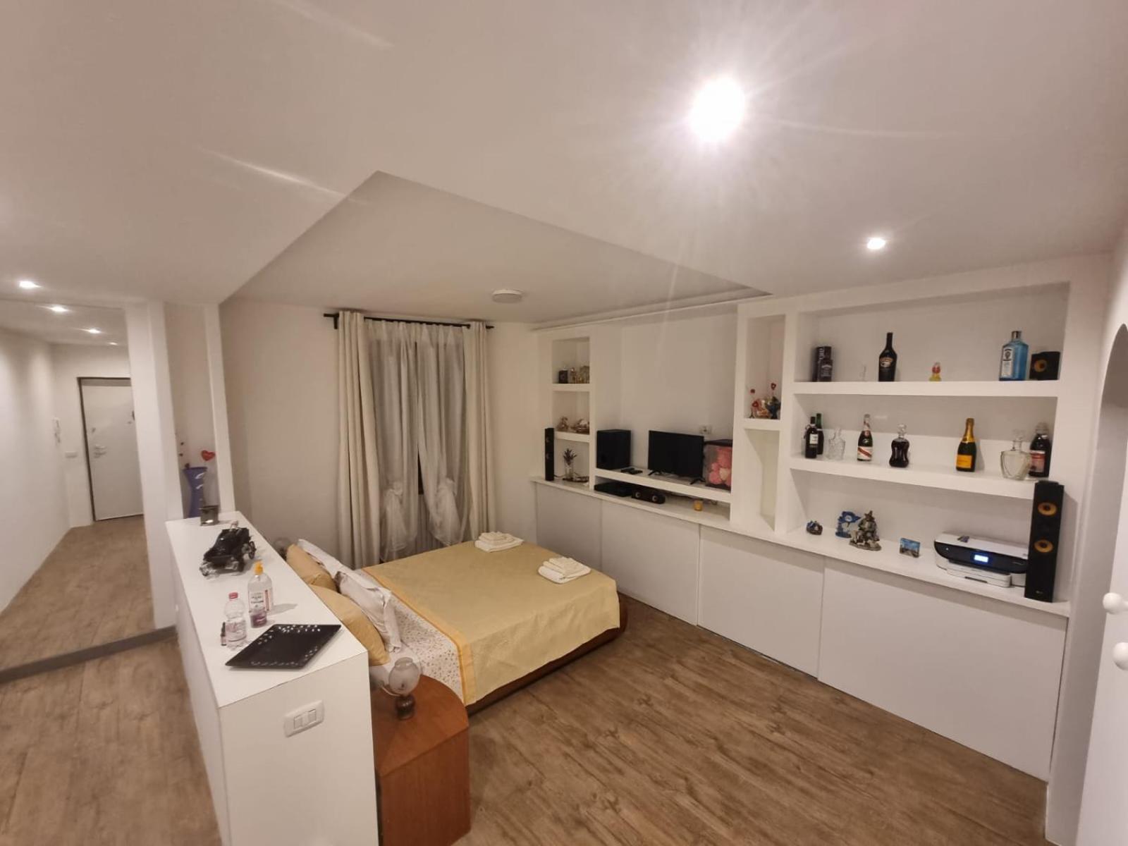 Home Anisia Paderno d'Adda Exterior photo